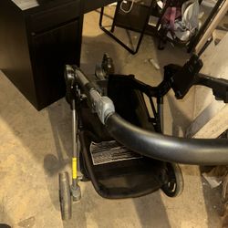 Click And Connect Stroller 