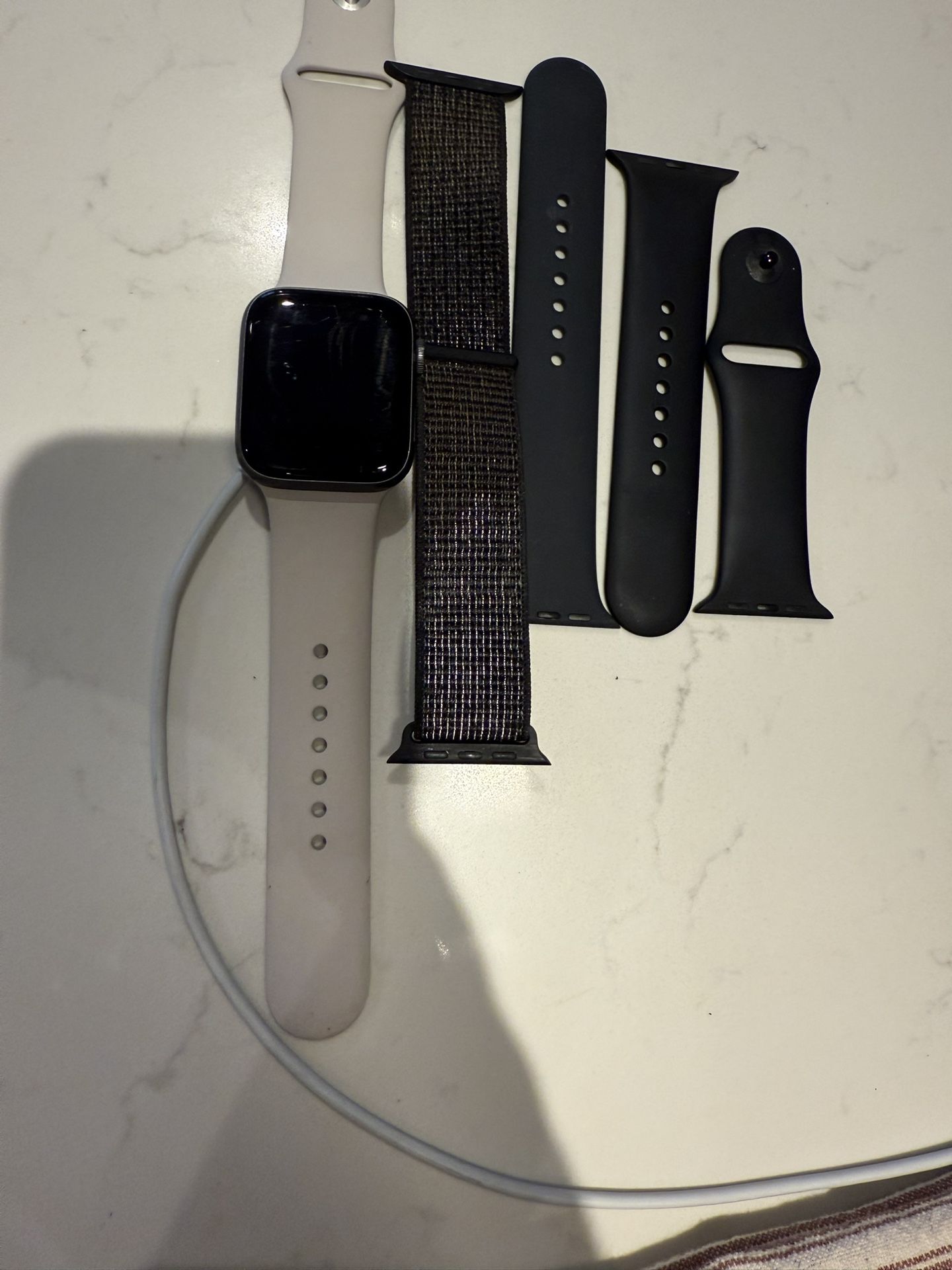 Apple Watch Series 5 With Charger And Bands