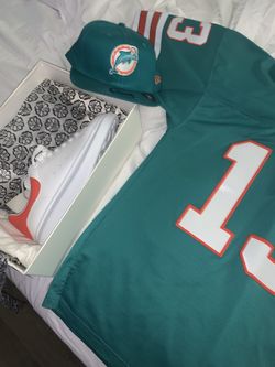 Alexander McQueens Used Size 42