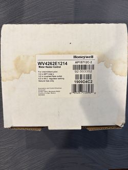 Honeywell (Rheem) Water Heater Gas Control WV4262E1214 (new in box)