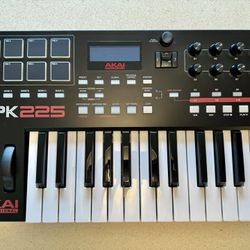 Akai MPK225 MIDI Keyboard