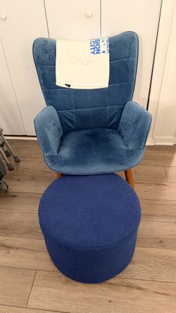 Velvet Tufted Accent Chair with Ottoman
