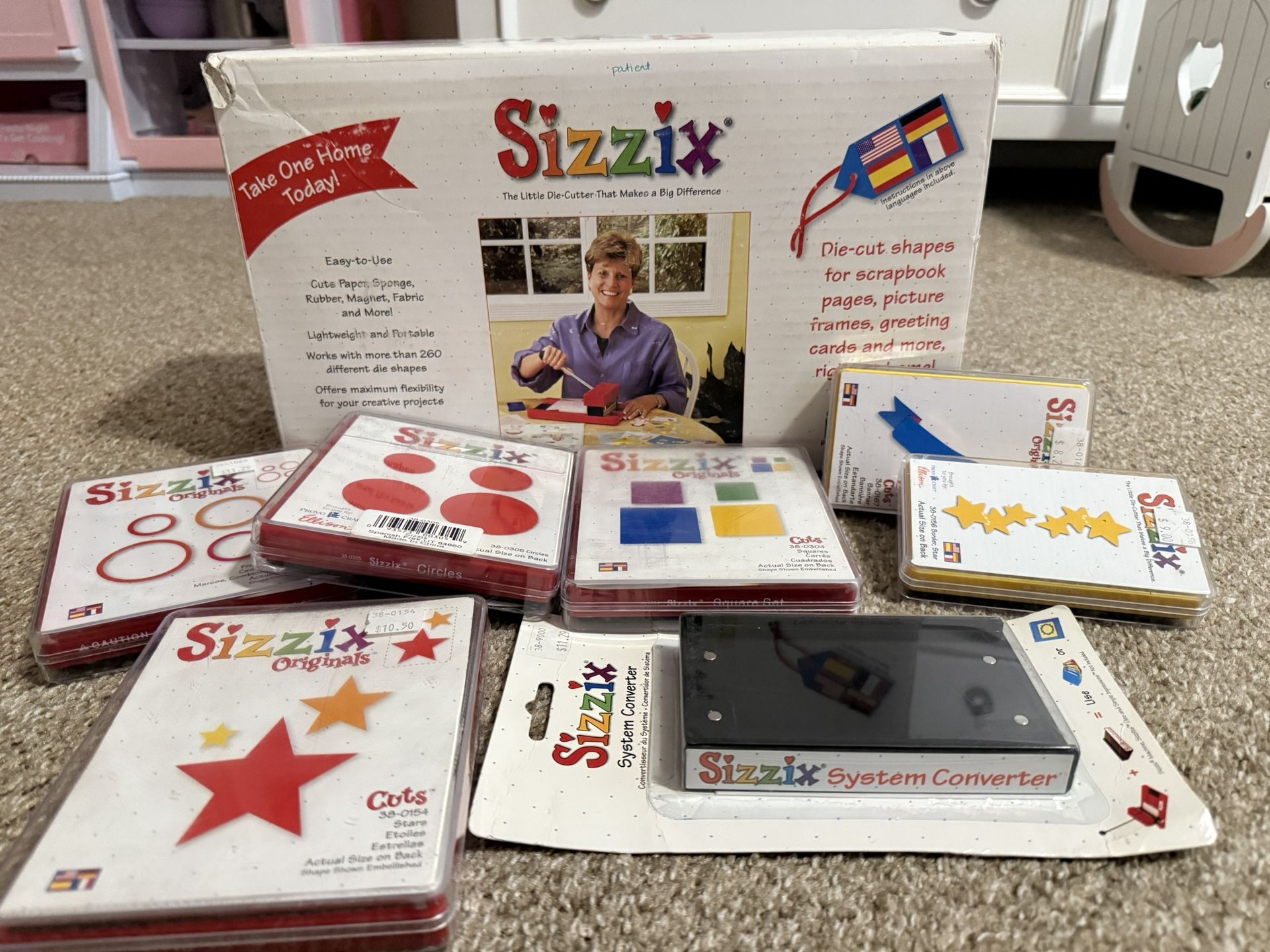 Provo Craft Sizzix Die-Cutting Machine with accessories