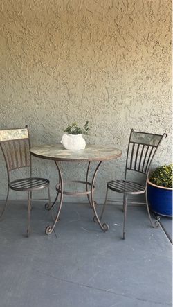 Outdoor table