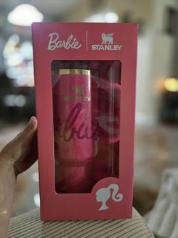 30 Oz BARBIE STANLEY