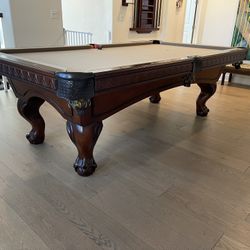Pool Table 8ft  ( Free Delivery & Set Up ) 