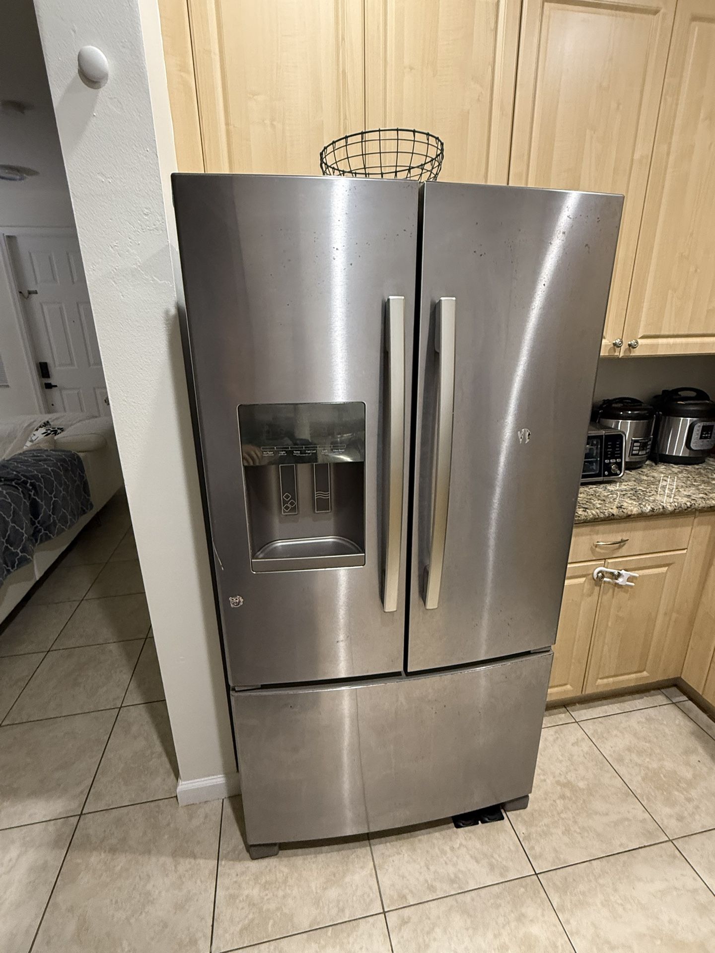 Whirlpool Refrigerator 25cu French Door