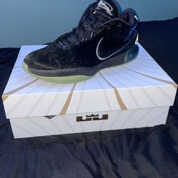 Lebron 21