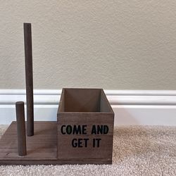 Wooden Caddy Organizer with 'Come and Get It' Text