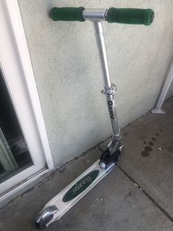 Razor scooter