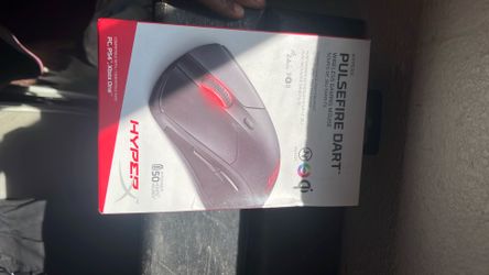 Hyper x mouse and headphones