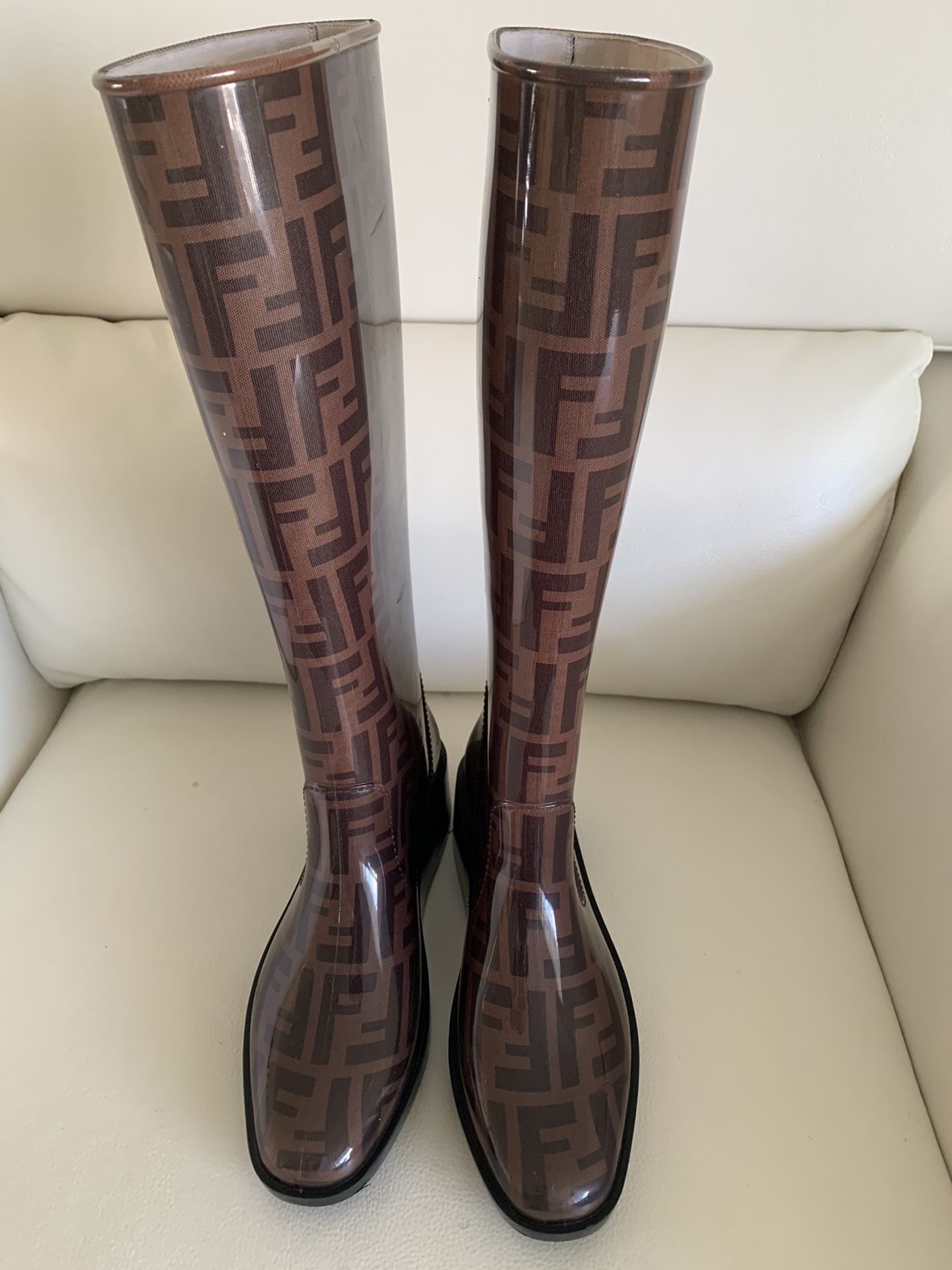Fendi Rubber Zucca Knee-Hi Boots In Brown/Black Size 8