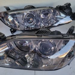 04-09 Mazda 3 Projector Headlights Luces Calaveras Micas Faros Focos Faroles