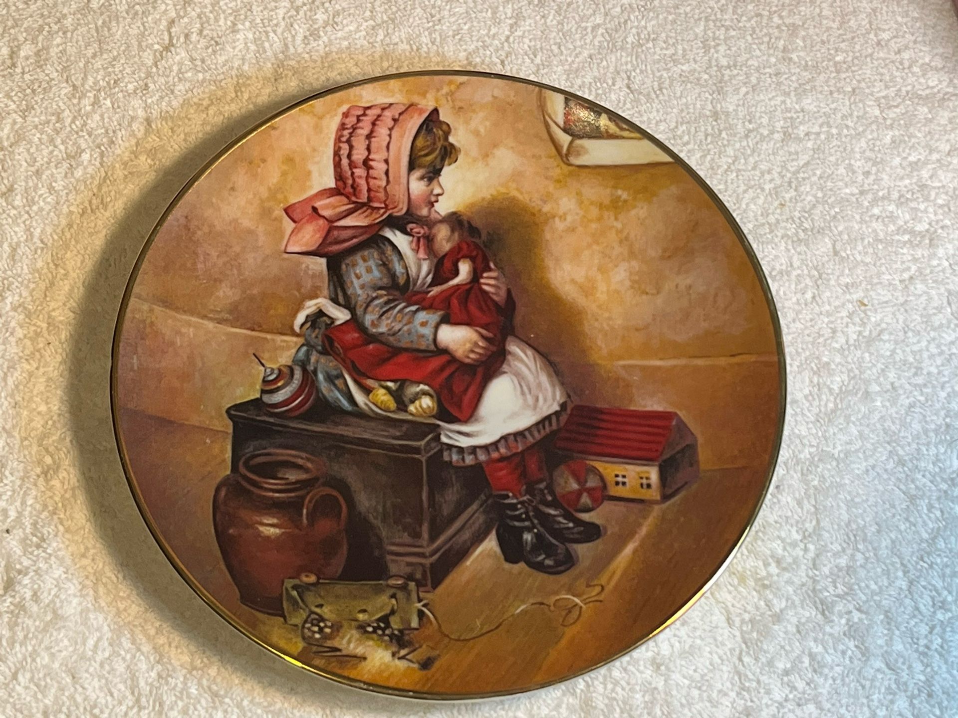 Family Cares 1st Edition The Prize Collection Collector Plate