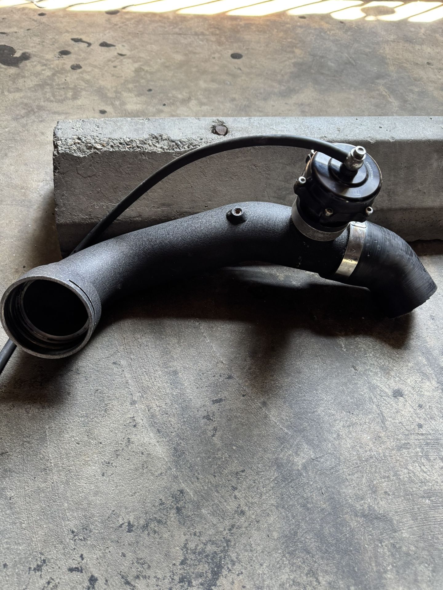 N54 Charge pipe + Tial Bov