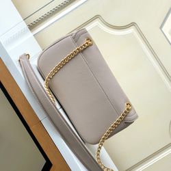 Twist Royale Louis Vuitton Bag