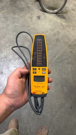 Fluke T+Pro Electrical Tester