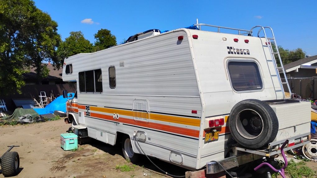 95 Motorhome Runs Roof Re Sealed