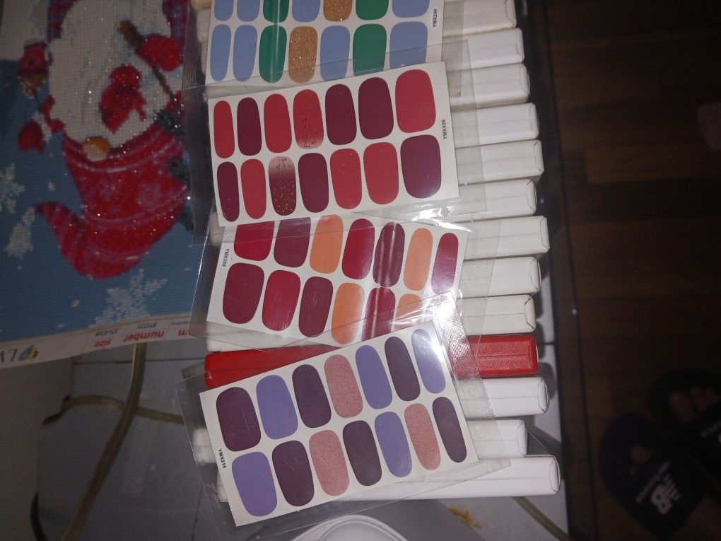 8 Nail Polish Stickers