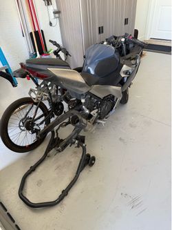 Suzuki Ninja 400