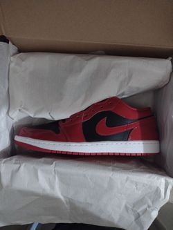 Jordan low 1 size 11.5
