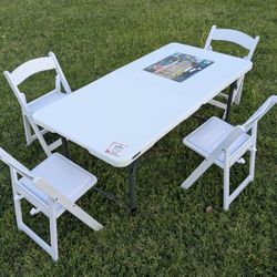 New Kids Table And Chairs 