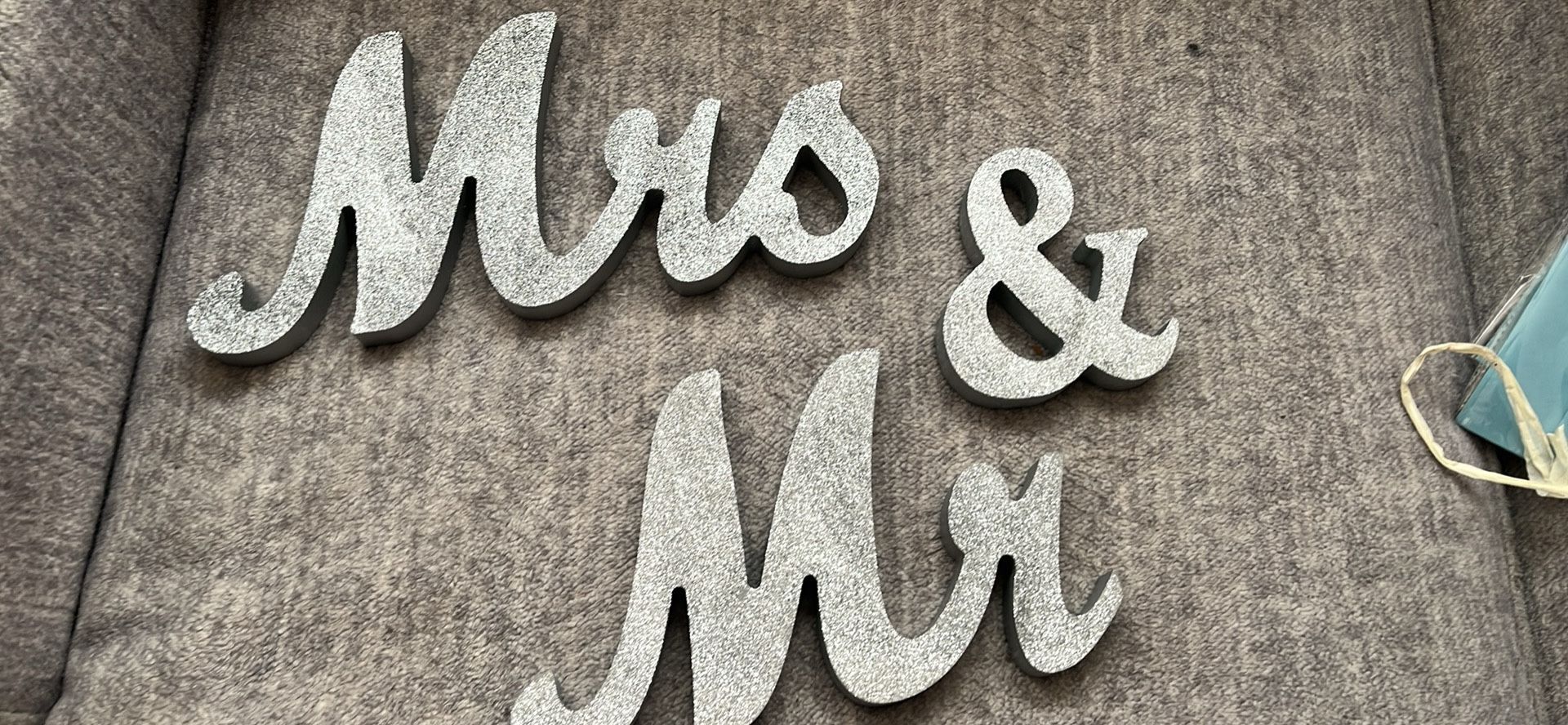 Mr & Mrs Signs