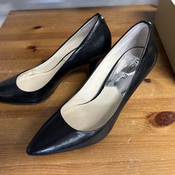 Michael Kors Black Heels Pumps Sz 7.5