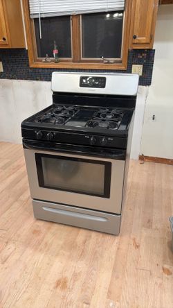Frigidaire Stove