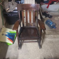 Antique Rocking chair