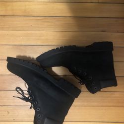 Black Timbs Size 8.5
