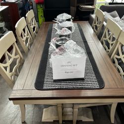 7 Piece dining set