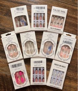 24 Piece Press on Nails, False Almond Shaped Medium Length Sets, Do It Youself At Home Manicure, Complete Kits with Jelly Glue Tabs, Reusable *NEW*