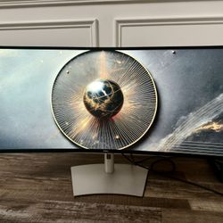 Dell UltraSharp U4021QW 40" WUHD Monitor - Like New