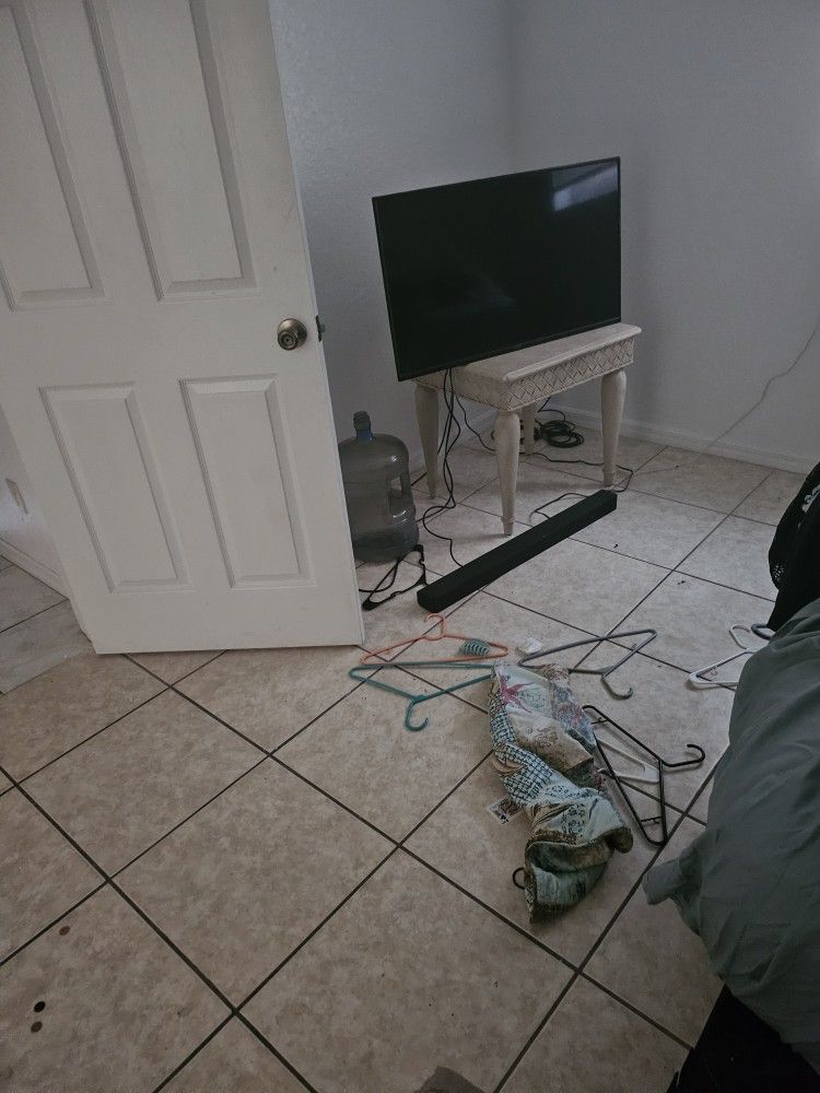 Moving HAS To Go. Brand New Kimg Size Bed, LG Flat-screen Smart TV. And A Recliner Chair That Plugs In. All 3 For 300$