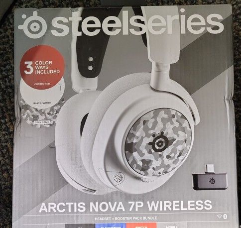 New Steelseries Arctis Nova 7P Gaming Headset White 61562