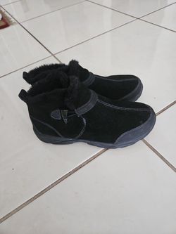 Black Easy Spirit Size 9 Winter Boot Womens