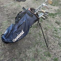 Full Set Of Golf Clubs With A Bag 