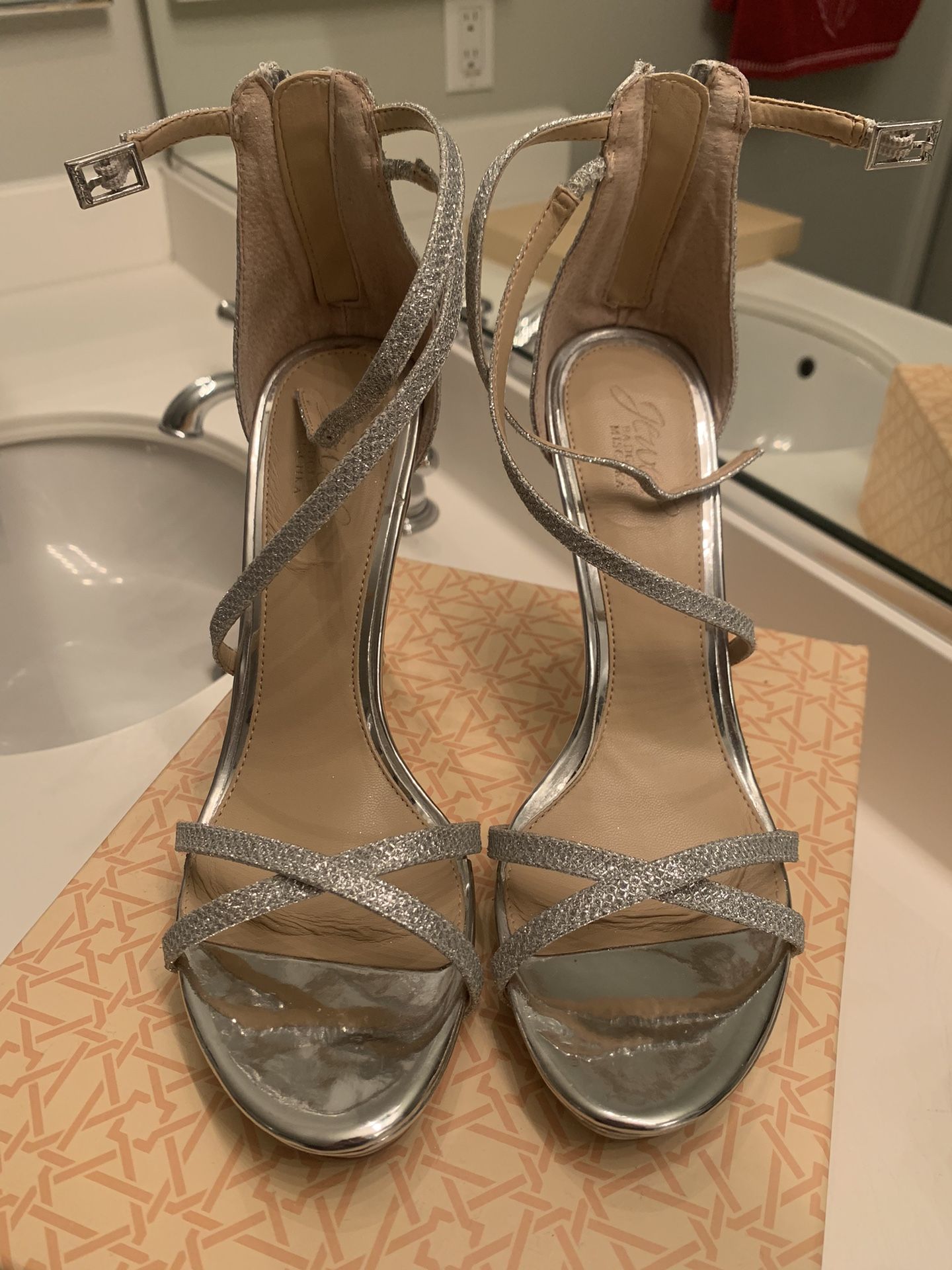 Jewel Badgley Mischka Heels