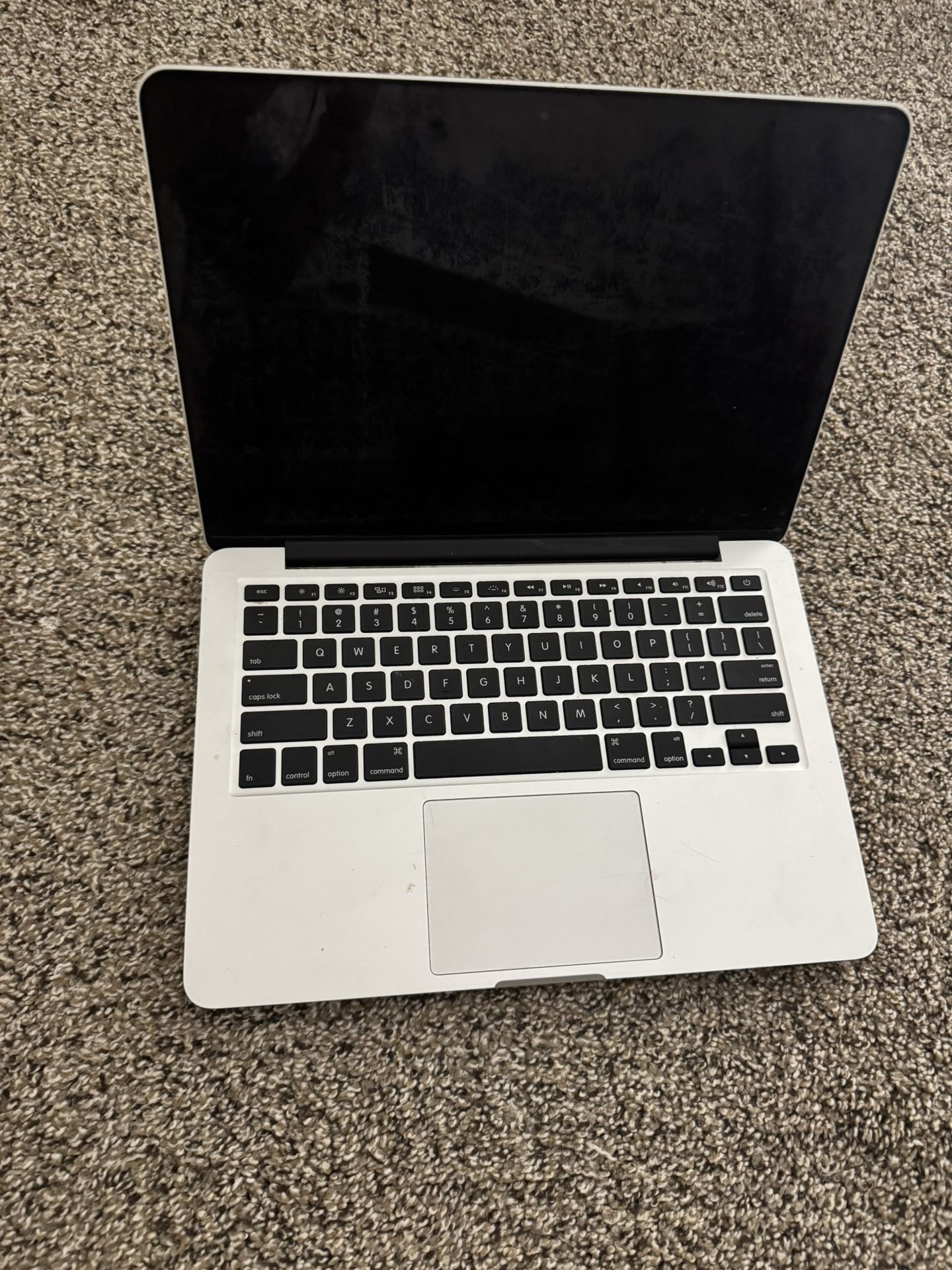 2015 MacBook Pro (13”)