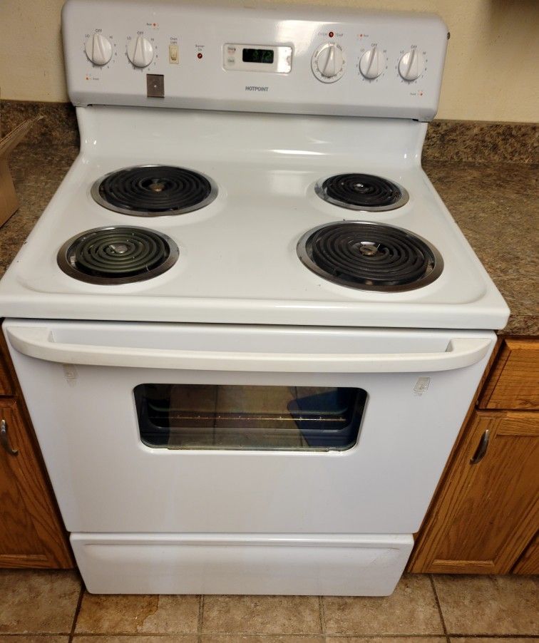 Hotpoint Electric Oven