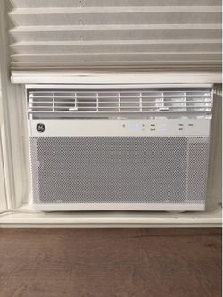 GE 14k BTU Smart Air Conditioner