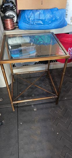 Mesa antigua iron