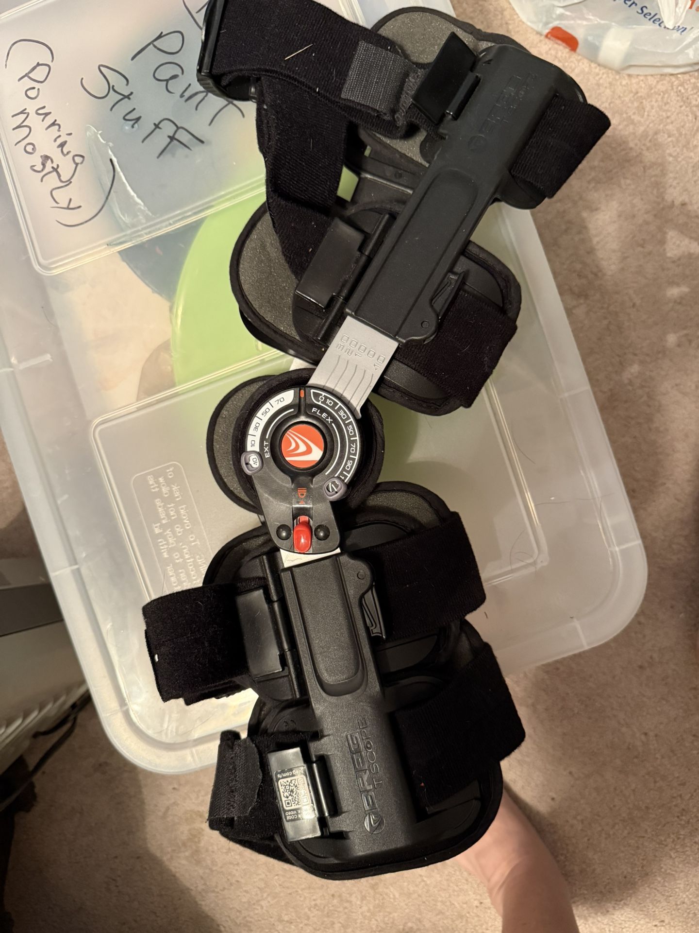 Hinged Knee Brace - Adjustable