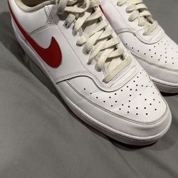 Nike shoes size 10.5 men