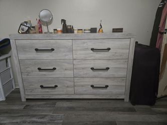 6 drawers dresser