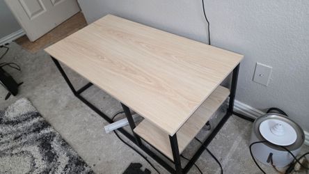Coffee table / Entertainment center
