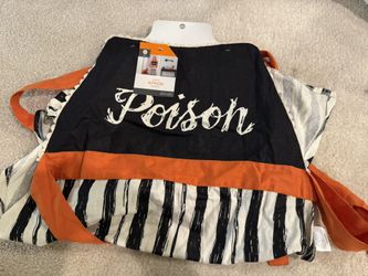 New Halloween “Poison” Apron