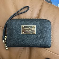 Michael Kors Women’s Wallet