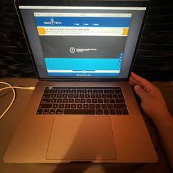 MacBook Touch Bar 2018 Gray Silver 
